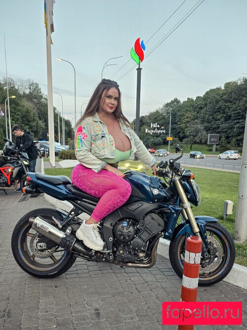 Mila Kuznetsova Nude Onlyfans Photo 15