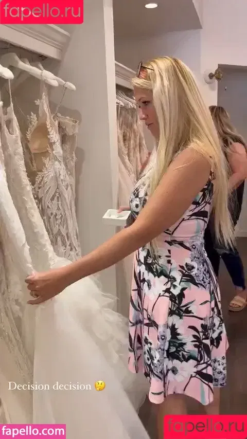 Nicolle A / nicatnitemusic / nicollelove Onlyfans Photo Gallery 