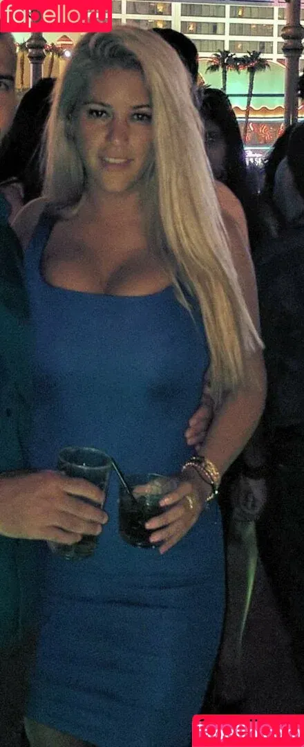 Nicolle A / nicatnitemusic / nicollelove Onlyfans Photo Gallery 