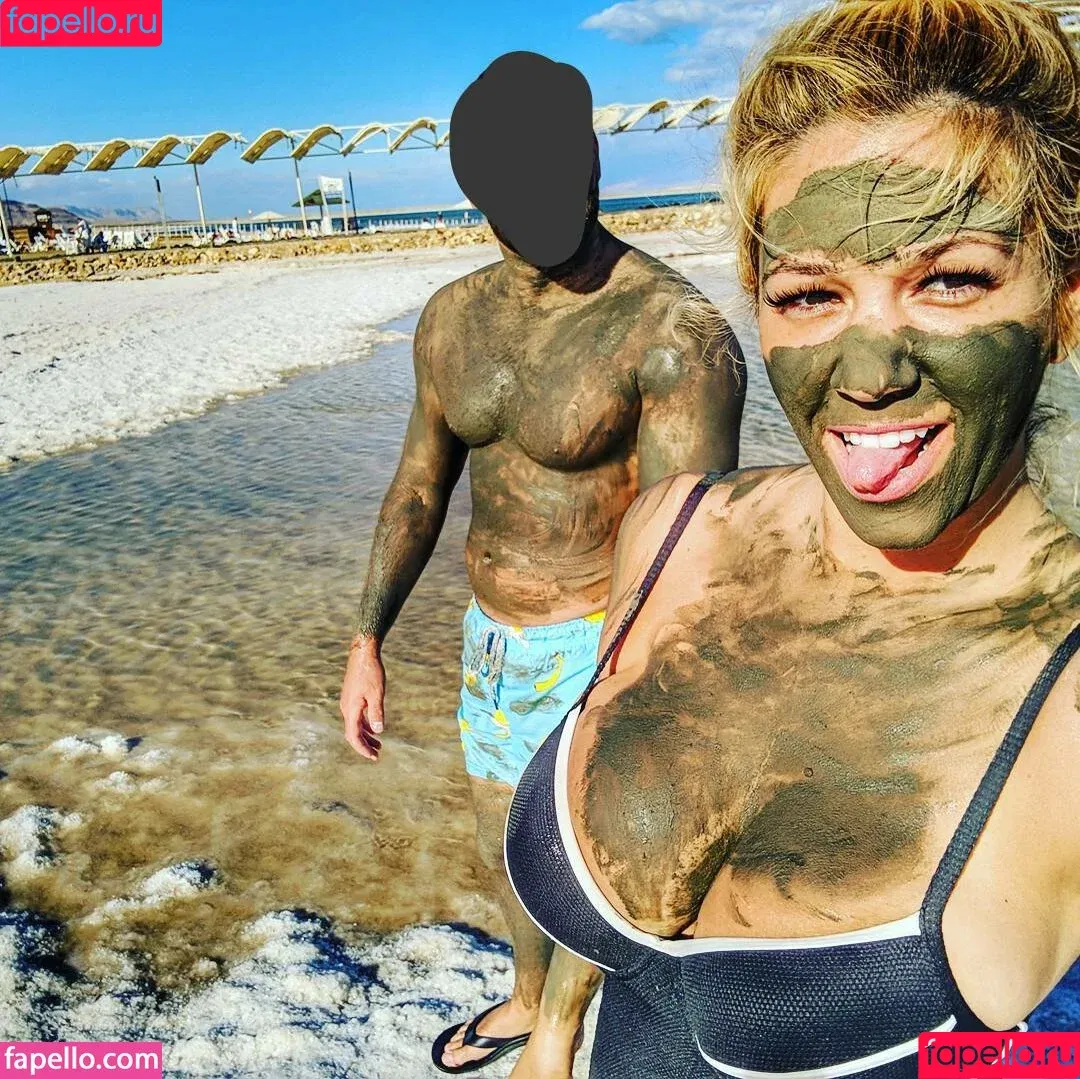 Nicolle A / nicatnitemusic / nicollelove Onlyfans Photo Gallery 