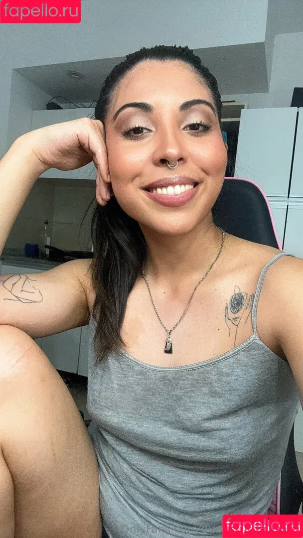 aunnarainey / queenantigonavip Onlyfans Photo Gallery 