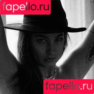 Julia Sophie / sophieandjune Onlyfans Photo Gallery 