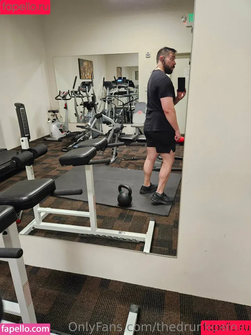 thedrunkengamers / thedrunkgamer Onlyfans Photo Gallery 