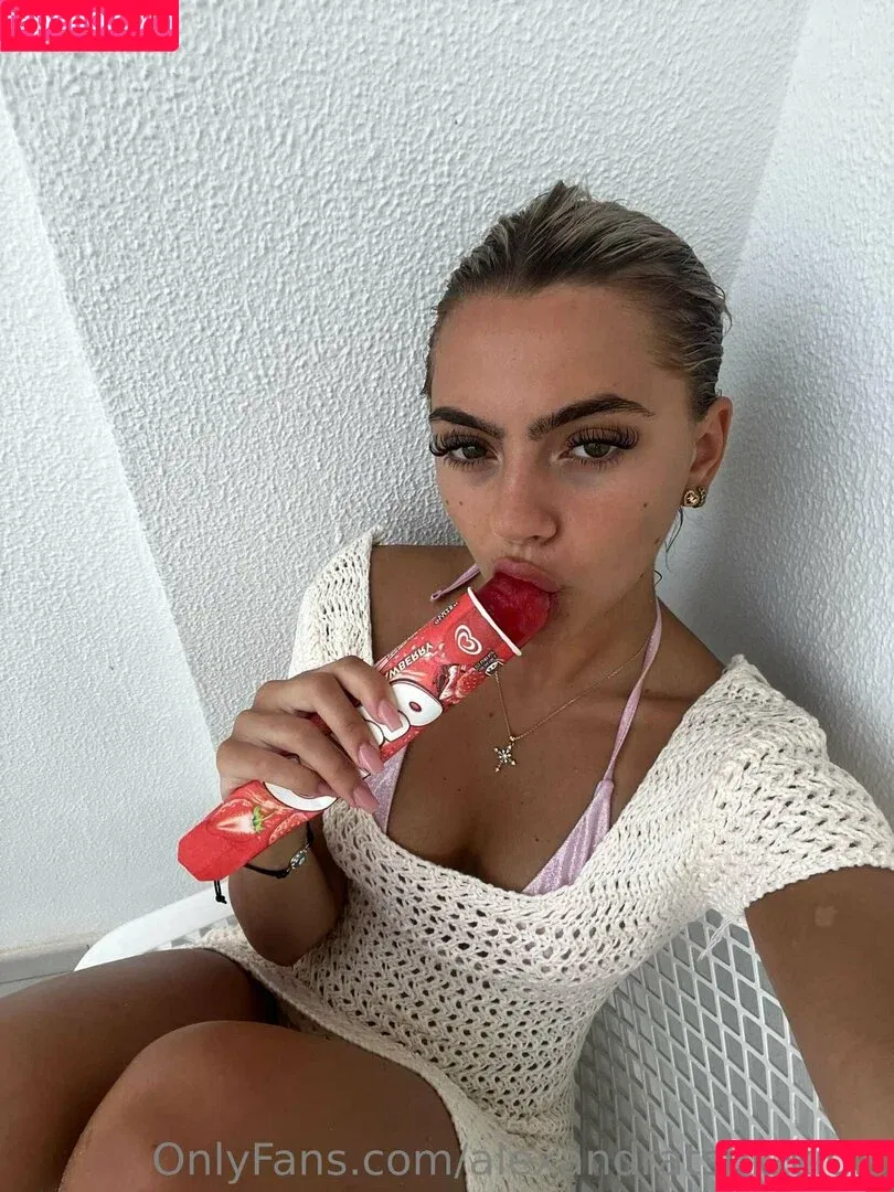 4lexandra.1 / Alexandra Tsolakidis / alexandratsolakidis / alexandratsolakidisss Onlyfans Photo Gallery 