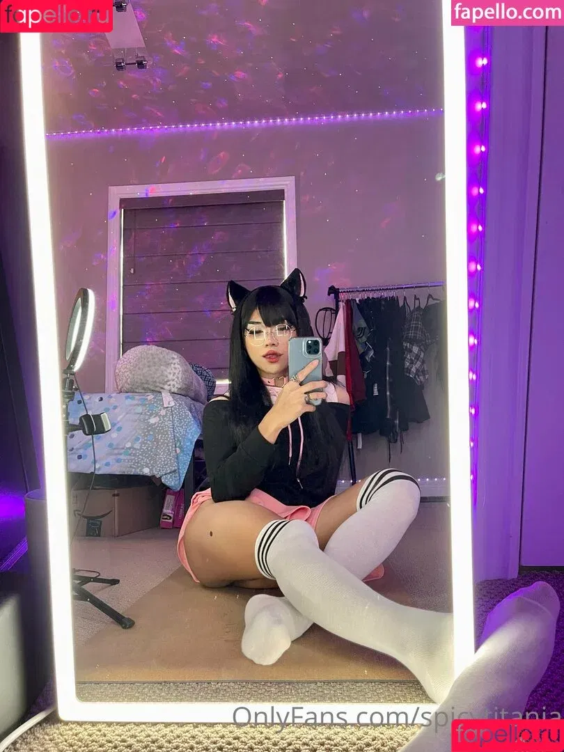 grandtitania_ / https: / spicytitania Onlyfans Photo Gallery 