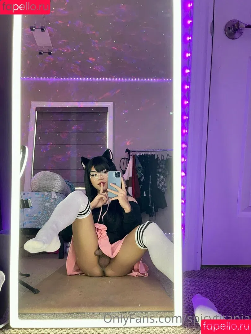 grandtitania_ / https: / spicytitania Onlyfans Photo Gallery 
