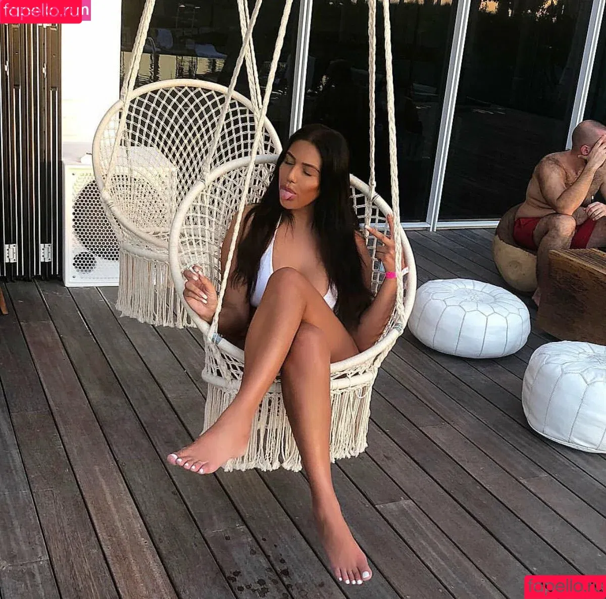 Anna Vakili Onlyfans Photo Gallery 