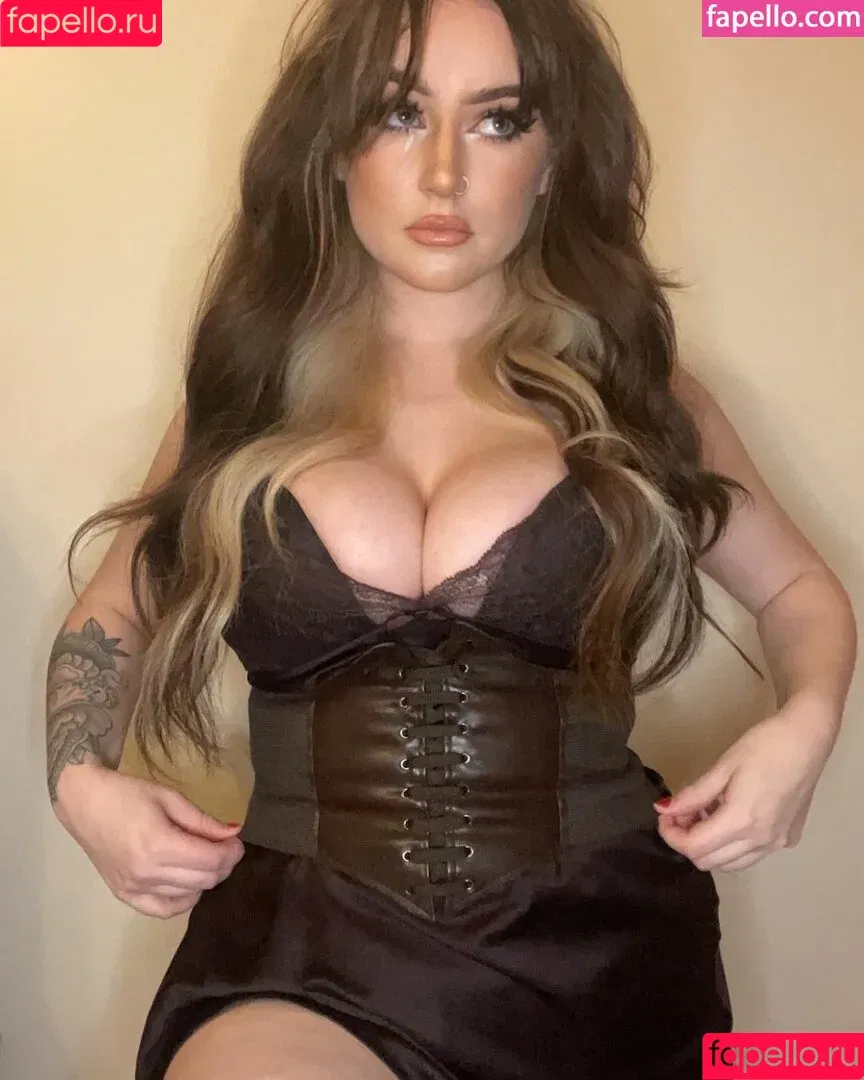 HeckSnekx / carla_fayee / xocxrlaaa / xocxrlaaa_ Onlyfans Photo Gallery 