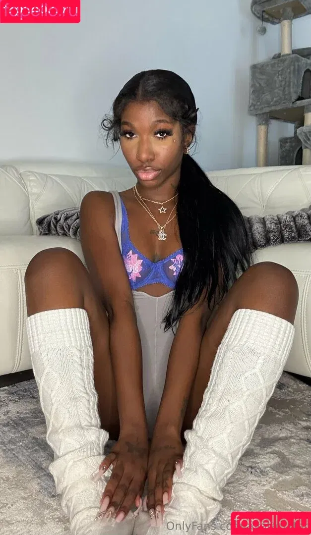 starmunii Onlyfans Photo Gallery 