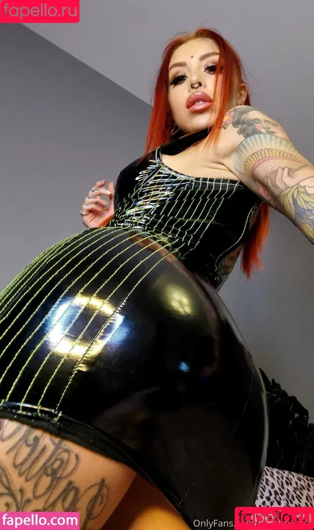 Peachhes SG / peachhes_sg Onlyfans Photo Gallery 