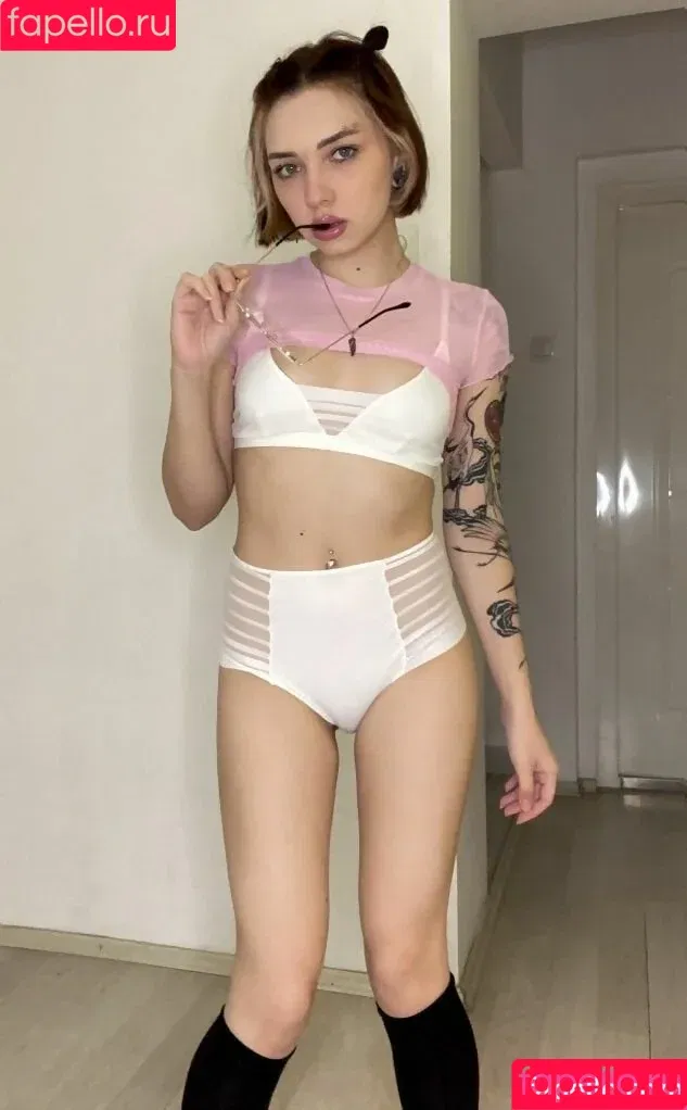 Roxy Loove / mayberoxy / roxyloove / roxyloove_free / roxyloove_vip Onlyfans Photo Gallery 