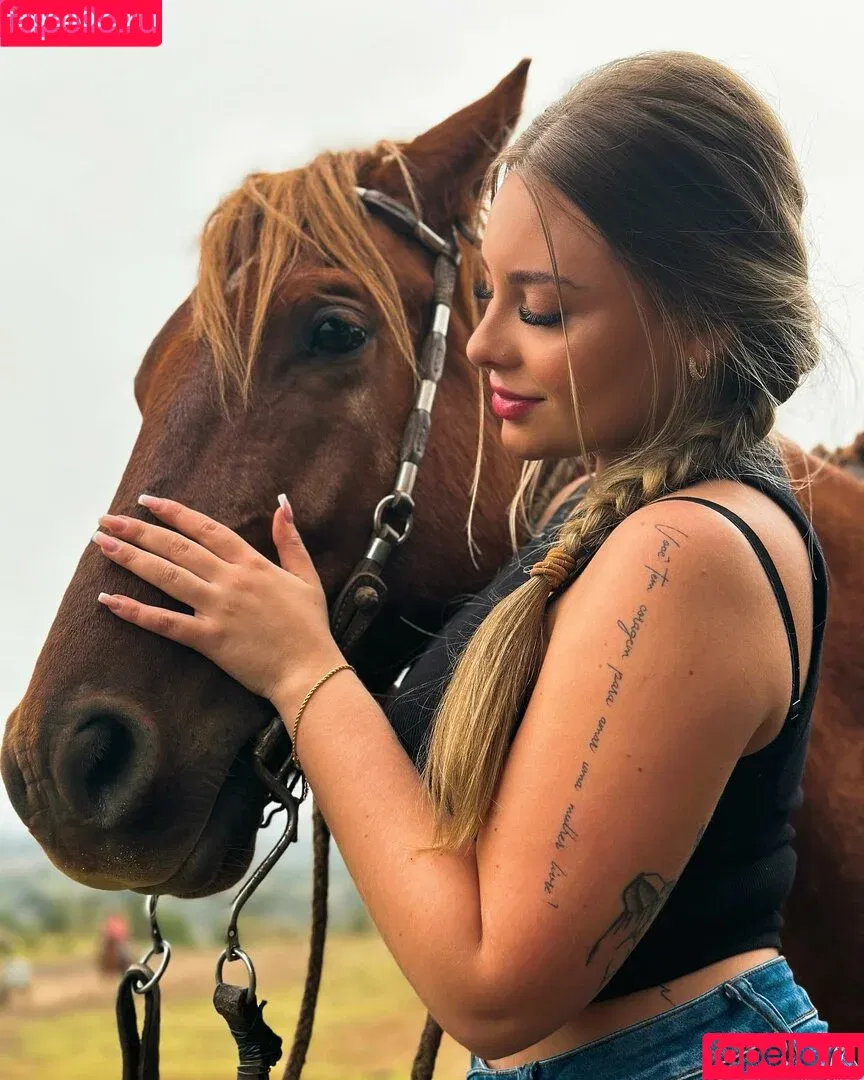 Luana Morais / lumorais / luuanamorais__ Onlyfans Photo Gallery 