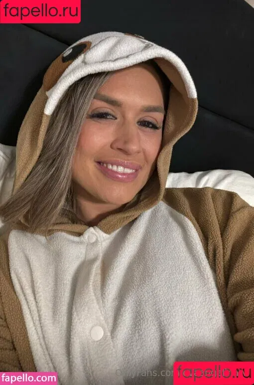 Eva Angelina / evaangelina.official Onlyfans Photo Gallery 