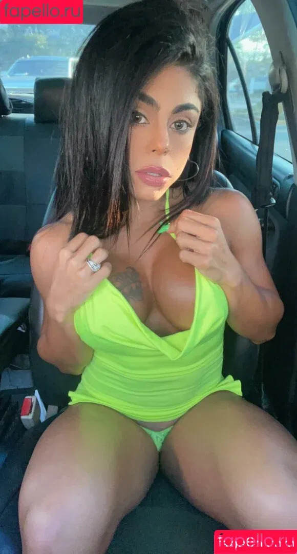 Yanet / https: / yanefitlife / yanetfit_life Onlyfans Photo Gallery 