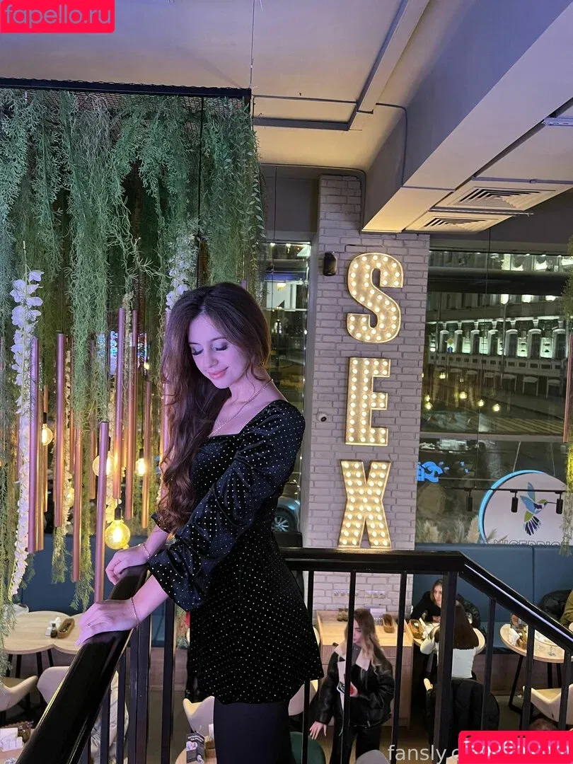 ARi_pb / arianabernilla Onlyfans Photo Gallery 