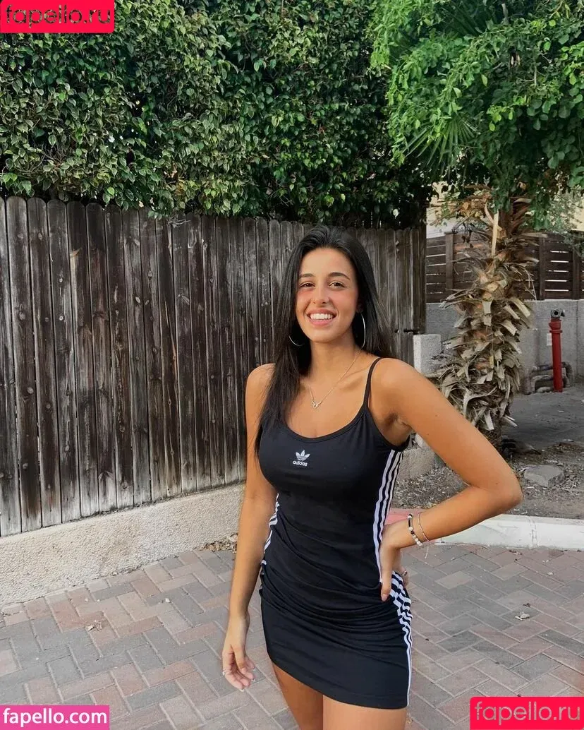 May Cohen / _maycohen / grossanatomypodcast Onlyfans Photo Gallery 