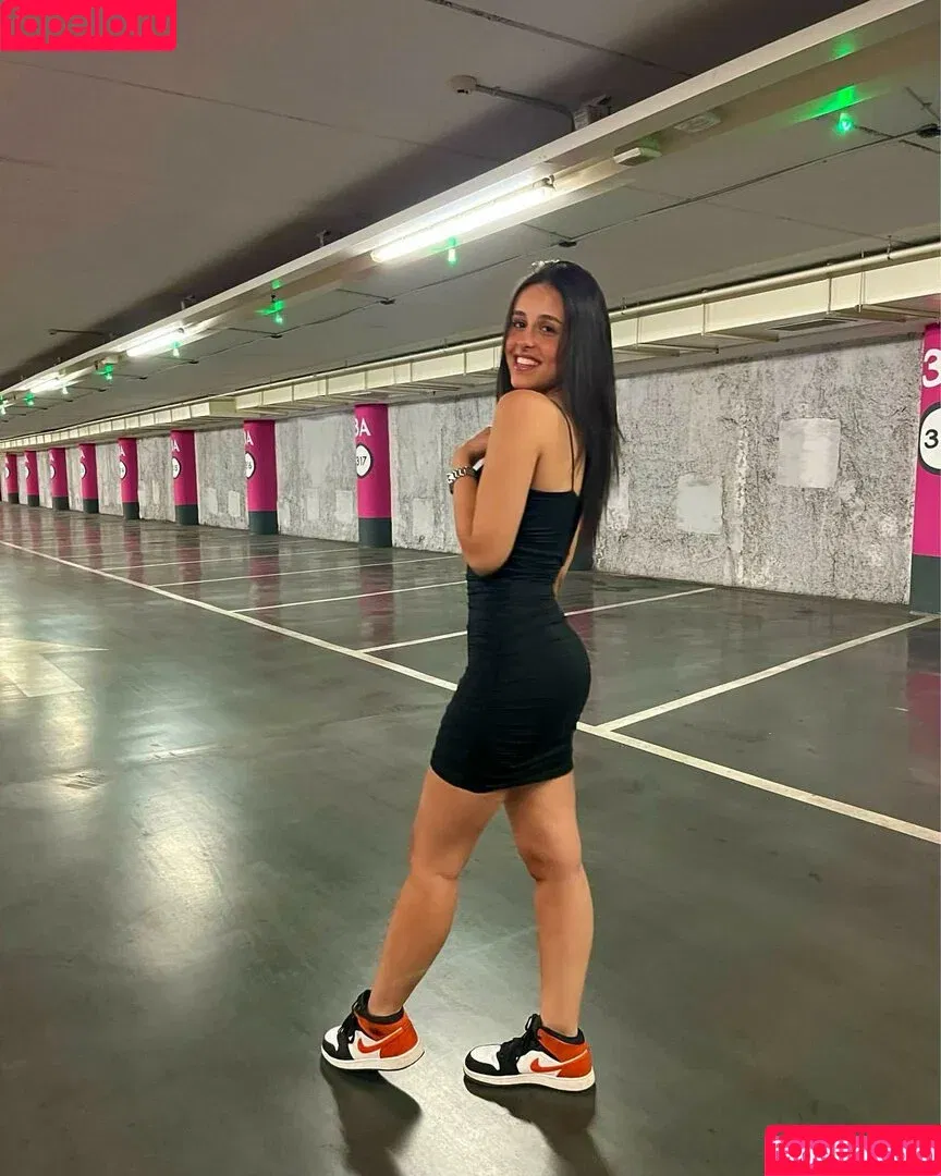 May Cohen / _maycohen / grossanatomypodcast Onlyfans Photo Gallery 