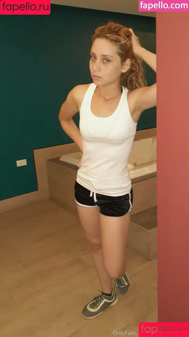 naughty_student_free / yrakillthemall Onlyfans Photo Gallery 