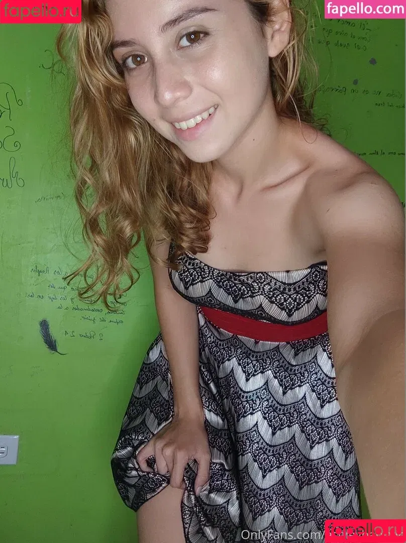 naughty_student_free / yrakillthemall Onlyfans Photo Gallery 