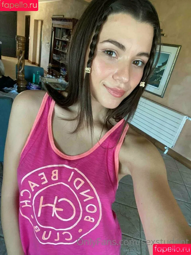 sexeducation / sexstudent Onlyfans Photo Gallery 