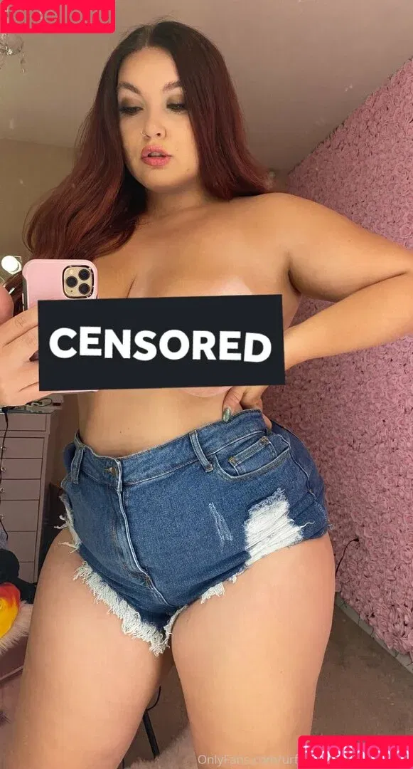 dixieannxxfree / freakingrican45 Onlyfans Photo Gallery 