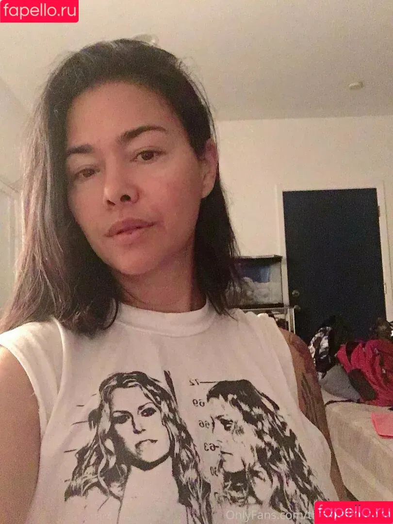 realdanavespoli / thedanavespoli Onlyfans Photo Gallery 