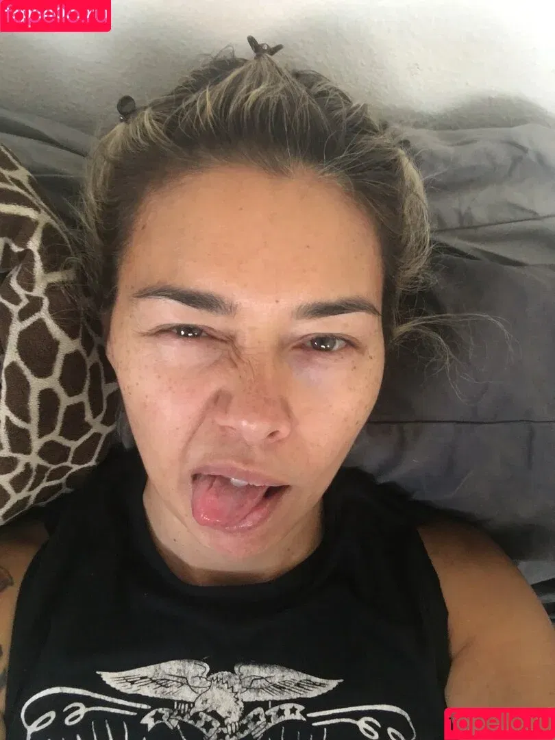 realdanavespoli / thedanavespoli Onlyfans Photo Gallery 