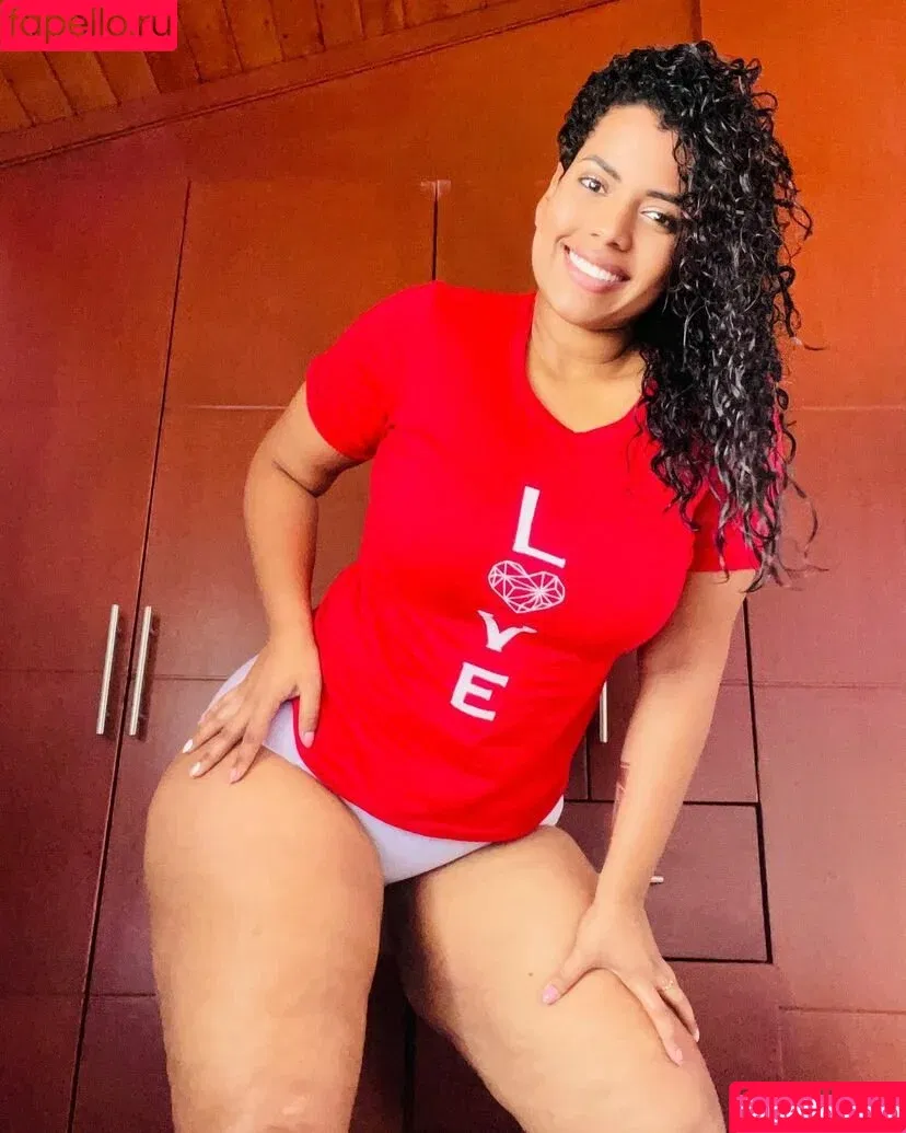 boom.sar / boomsar Onlyfans Photo Gallery 