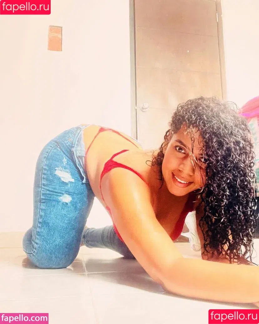 boom.sar / boomsar Onlyfans Photo Gallery 