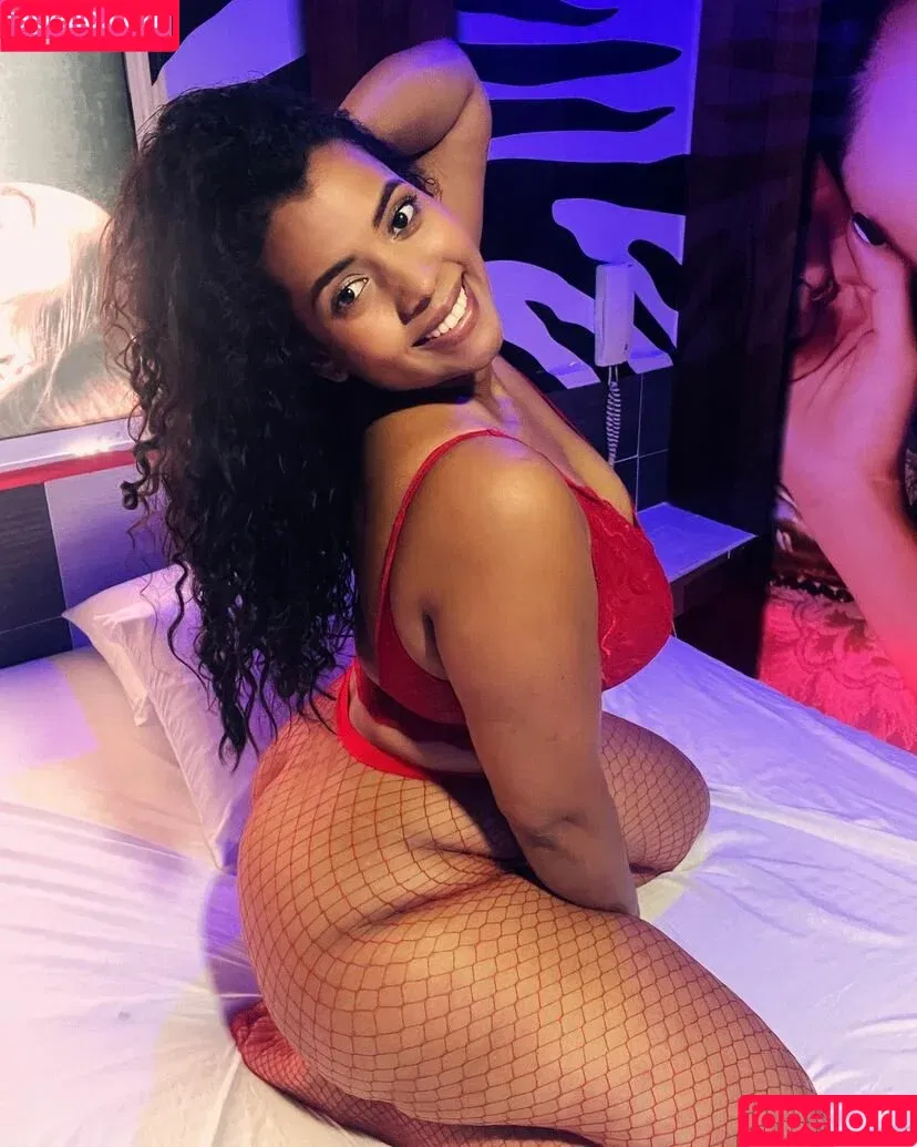 boom.sar / boomsar Onlyfans Photo Gallery 