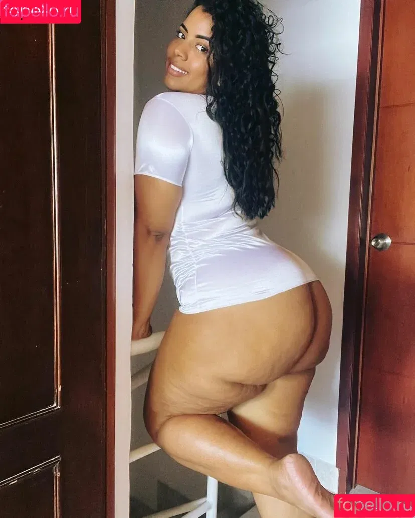 boom.sar / boomsar Onlyfans Photo Gallery 