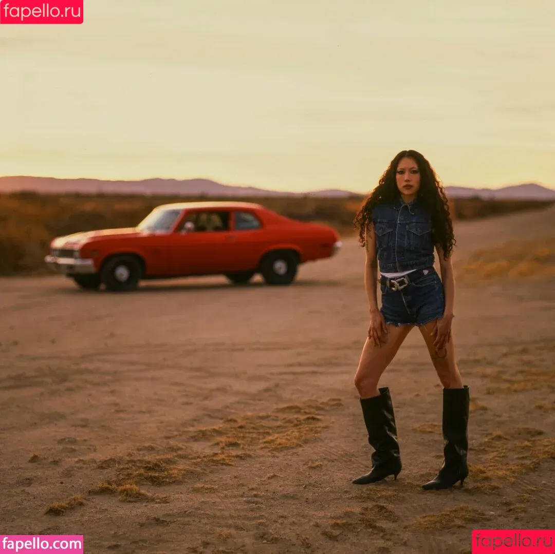 Sasami Ashworth / sasamiashworth / sweetandsavori Onlyfans Photo Gallery 