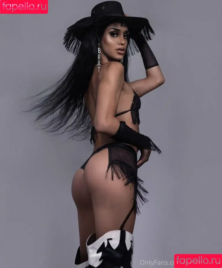 Kamila / _exoticbaby_ / exoticcbaby / https: Onlyfans Photo Gallery 