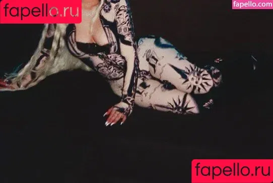 Alabama Barker / alabamaluellabarker Onlyfans Photo Gallery 