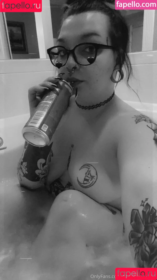 thatonewitch98 Onlyfans Photo Gallery 