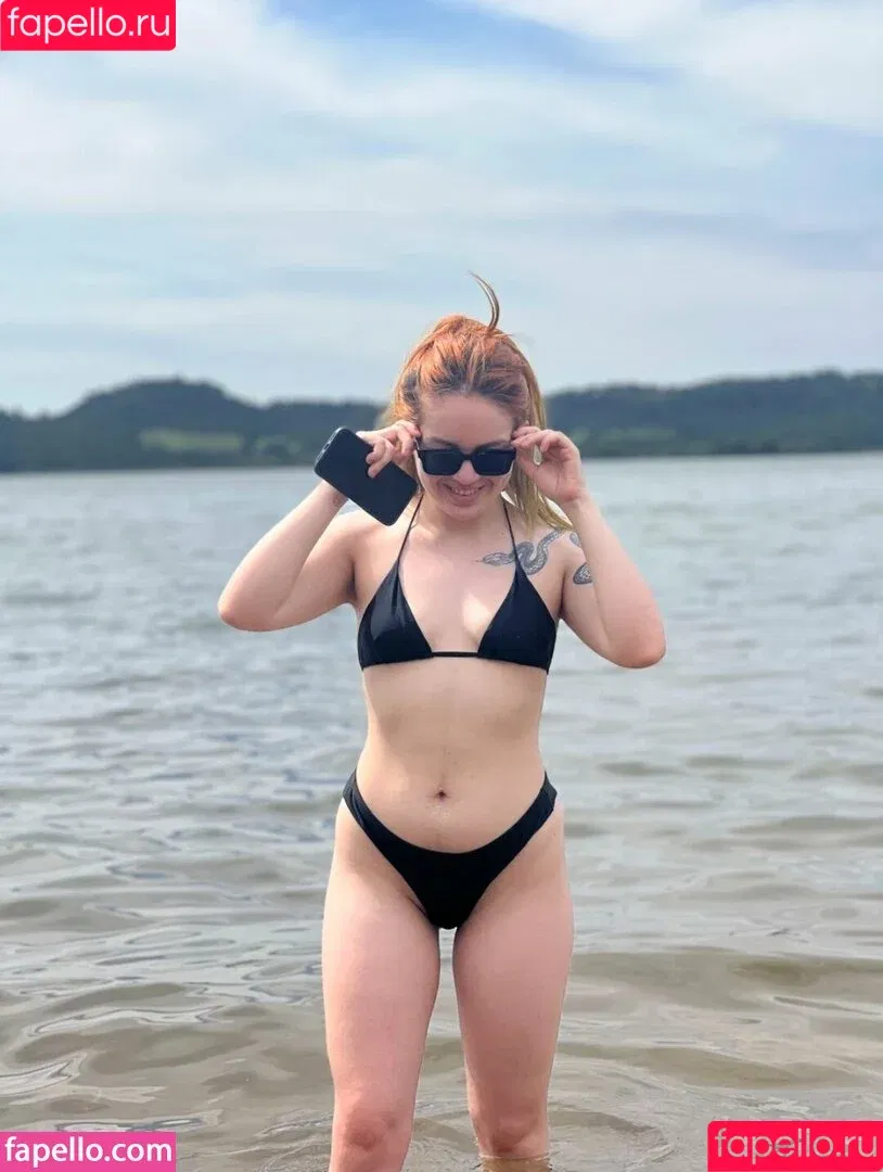 beameloni Onlyfans Photo Gallery 