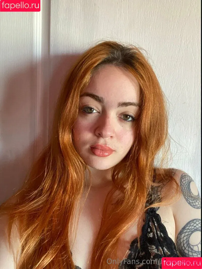 beameloni Onlyfans Photo Gallery 