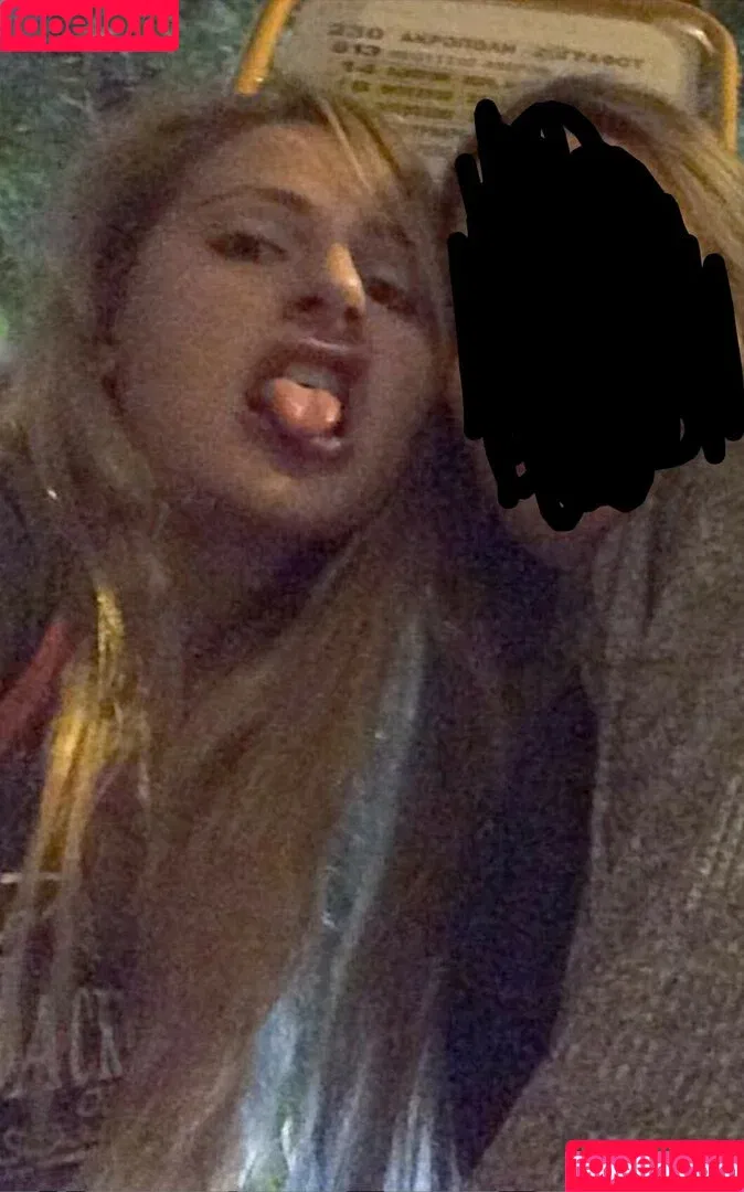 Sophia Zisi / angelazisi Onlyfans Photo Gallery 