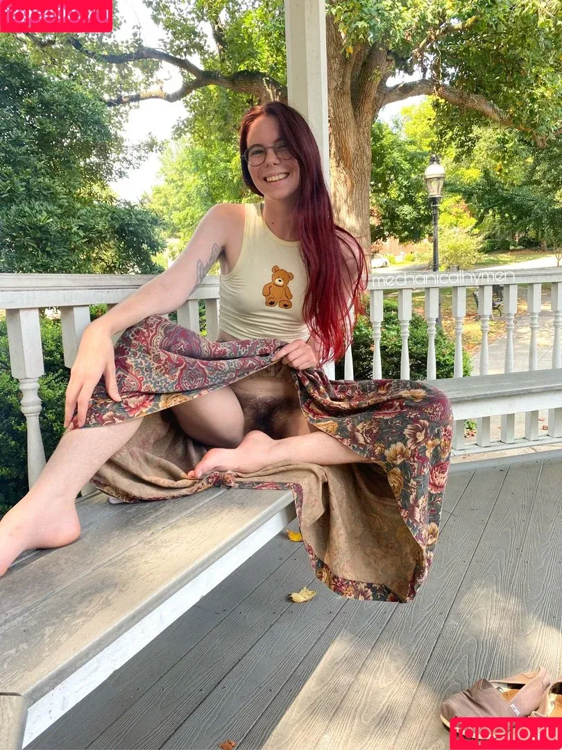 Mechanicalhymen / Penelope Onlyfans Photo Gallery 