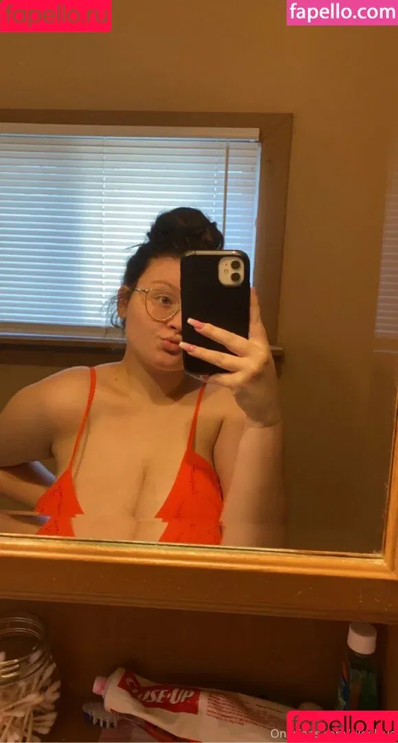 Rilee Love / Rileelovee / rrileylove Onlyfans Photo Gallery 