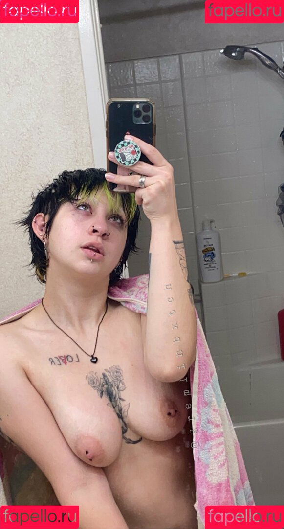 Gremlinbxtch Onlyfans Photo Gallery 