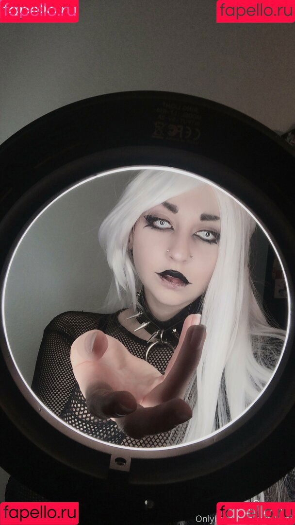 Gremlinbxtch Onlyfans Photo Gallery 