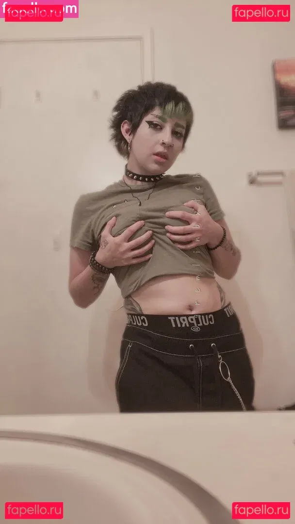 Gremlinbxtch Onlyfans Photo Gallery 