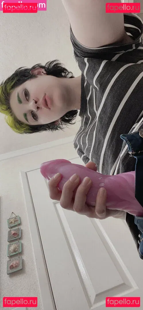 Gremlinbxtch Onlyfans Photo Gallery 