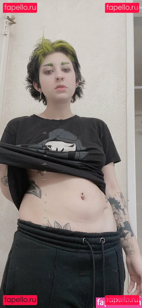 Gremlinbxtch Onlyfans Photo Gallery 