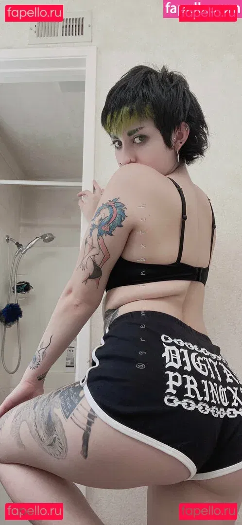 Gremlinbxtch Onlyfans Photo Gallery 