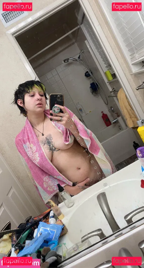 Gremlinbxtch Onlyfans Photo Gallery 