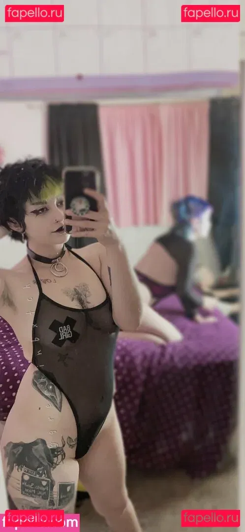 Gremlinbxtch Onlyfans Photo Gallery 