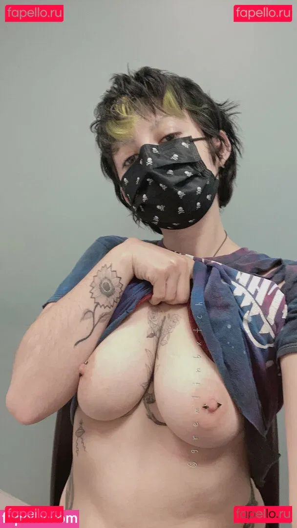 Gremlinbxtch Onlyfans Photo Gallery 