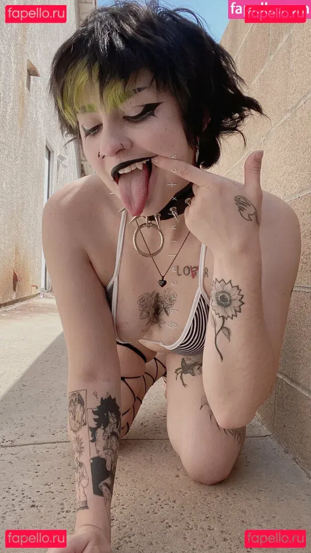 Gremlinbxtch Onlyfans Photo Gallery 